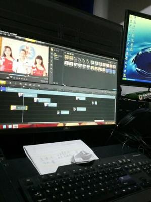 導(dǎo)播臺(tái)錄音制作師的低調(diào)_活動(dòng)花絮_2017雙陽區(qū)誠信商家與個(gè)人&ldquo;新年團(tuán)拜&rdquo;視頻圖片展_雙陽之窗